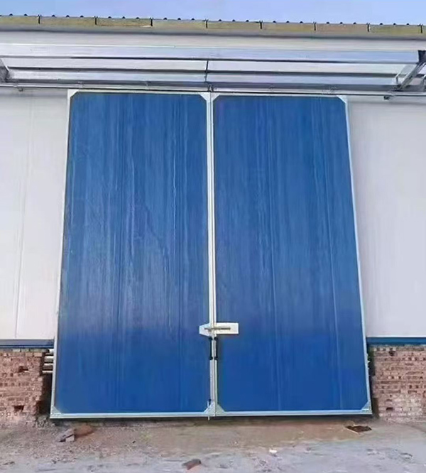 蒲城工业门在大型仓储物流通道中的应用实例